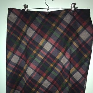 Cozy Plus Size Plaid Skirt